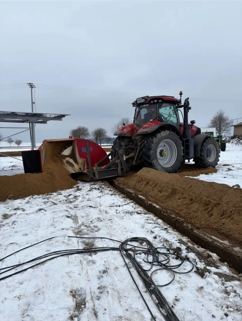 Bioenergie Fischerhöfe - Agri-PV-Erschließung- Agri-PV-Erschließung bei gefrorenem Boden und engem Zeitfenster